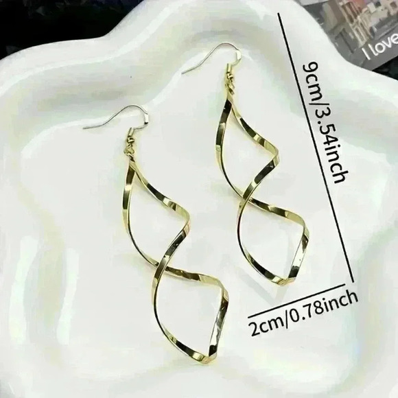 Golden Spiral Hollow Dangle Earrings - Picture 4 of 4